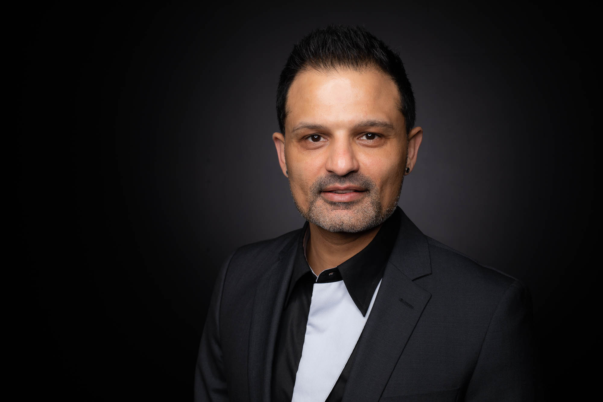 Export x3 Headshot  06092 Dez 01 2019 Headshots 2019  Miro Nicole Nadine 2